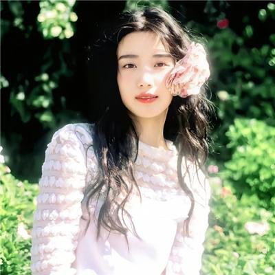 忧郁小女孩